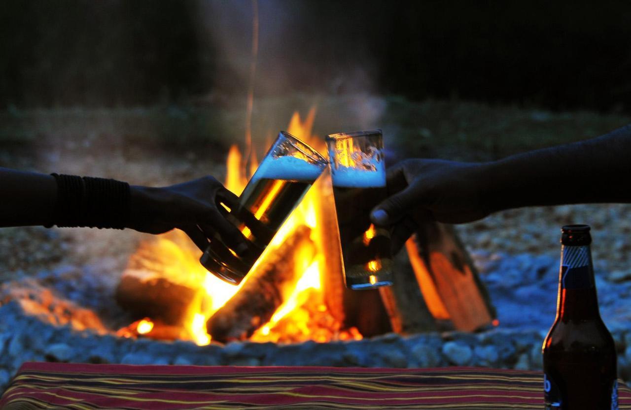 Bullbush River Camp Kihihi Bagian luar foto