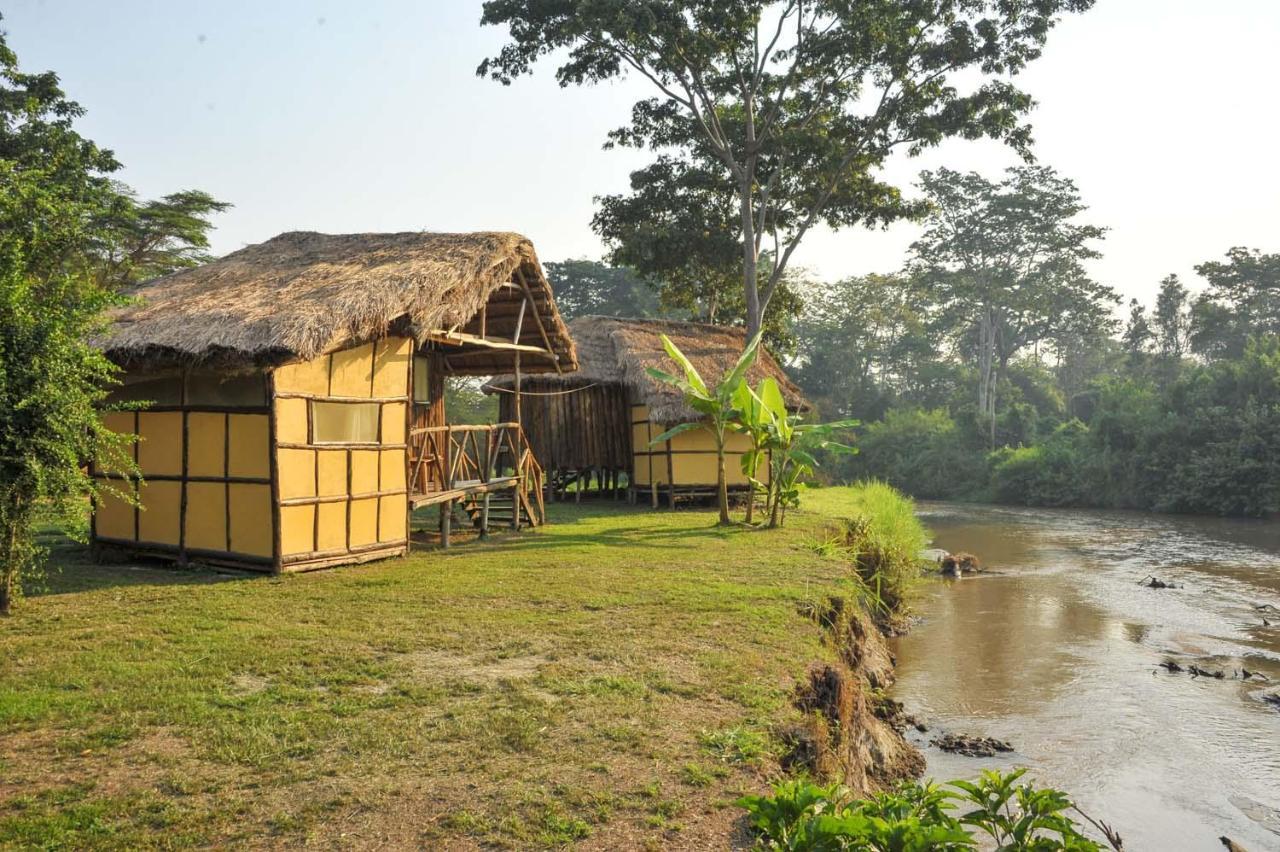 Bullbush River Camp Kihihi Bagian luar foto